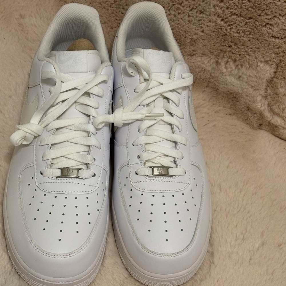 NIB Nike Air Force 1 ‘07 size 14